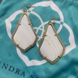 Kendra Scott Ivory Pearl Earrings